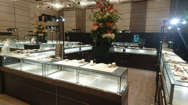 フォーシーズンズホテル　宝飾展示会