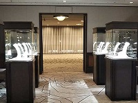 兵庫で行われた宝飾品の展示会